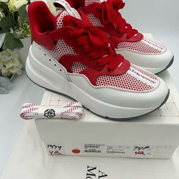 Men’s Alexander Mcqueen oversize sneakers, size 42, made in Italy - Picture 3 of 10